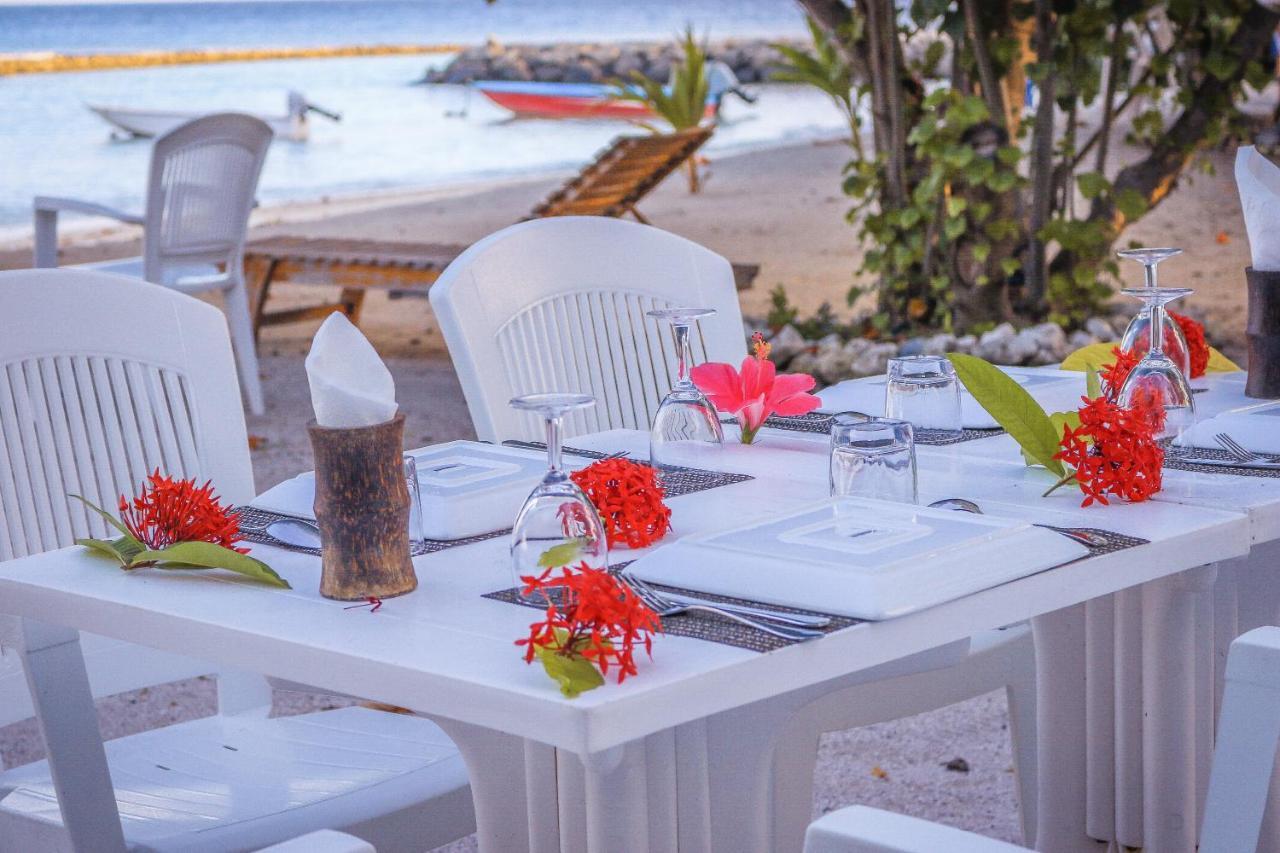 Summer Vibes Beach Front Rasdhoo Dış mekan fotoğraf